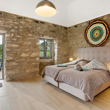 Quinta Alcaparras Nyaraló